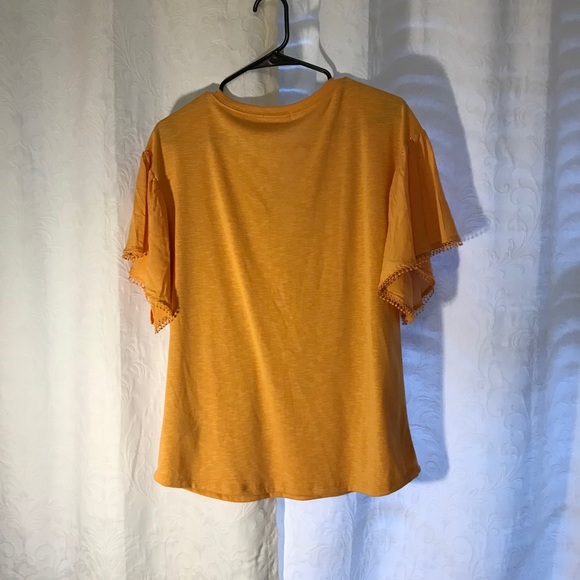 Tee - Picture 3 of 4